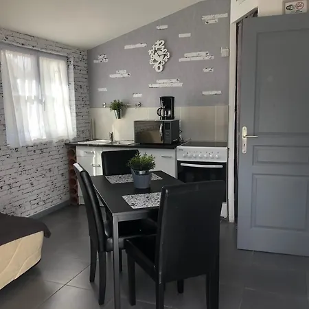 Studio Charleston Guest house Le Fenouiller